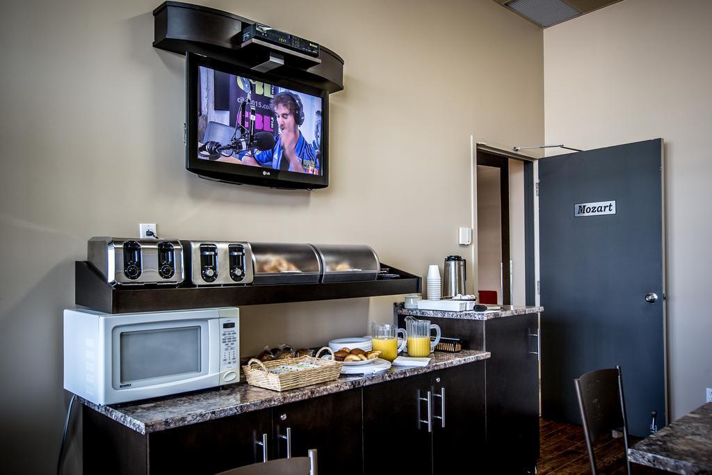 Hotel Charlemagne Екстер'єр фото
