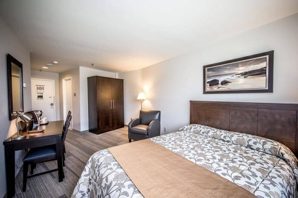 Hotel Charlemagne Екстер'єр фото